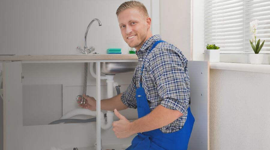 Nighttime Plumber in Mound City, MO